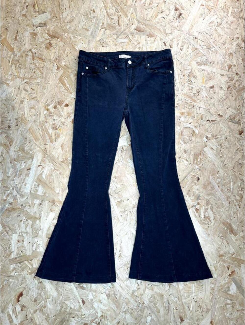 BDG Urban Outfitters Extreme Flare Jeans Womens Size 29 Black Denim Bell Bottoms